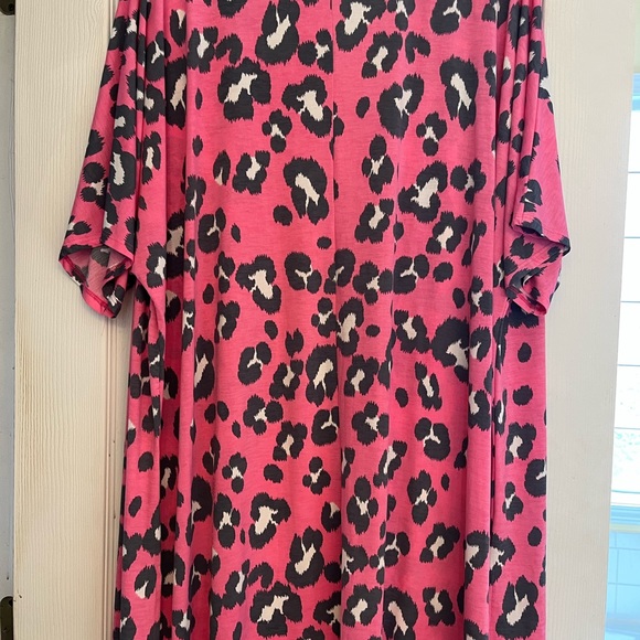 Pink shawl - Picture 2 of 4